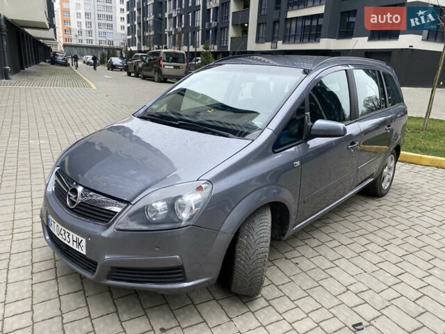 Сірий Опель Зафіра, об'ємом двигуна 1.9 л та пробігом 317 тис. км за 4799 $, фото 7 на Automoto.ua