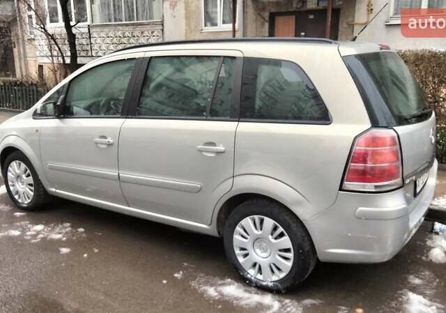 Сірий Опель Зафіра, об'ємом двигуна 1.6 л та пробігом 312 тис. км за 5250 $, фото 4 на Automoto.ua