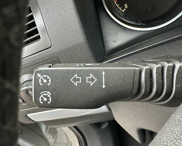 Серый Опель Зафира, объемом двигателя 1.8 л и пробегом 197 тыс. км за 5999 $, фото 21 на Automoto.ua