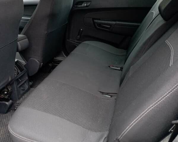 Серый Опель Зафира, объемом двигателя 1.91 л и пробегом 341 тыс. км за 4750 $, фото 15 на Automoto.ua