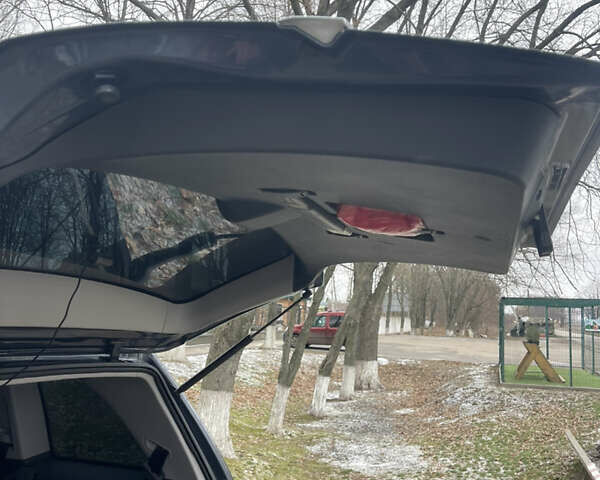 Серый Опель Зафира, объемом двигателя 2.2 л и пробегом 215 тыс. км за 8200 $, фото 23 на Automoto.ua