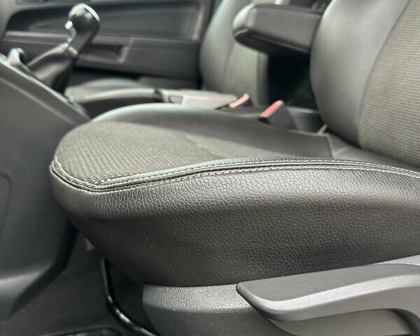 Серый Опель Зафира, объемом двигателя 1.8 л и пробегом 197 тыс. км за 5999 $, фото 18 на Automoto.ua