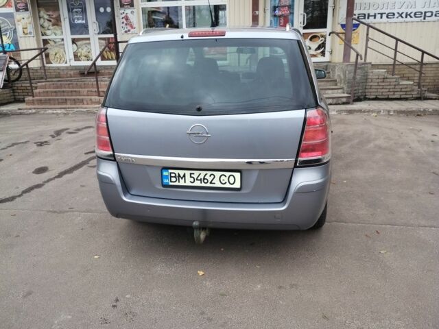 Серый Опель Зафира, объемом двигателя 1.6 л и пробегом 260 тыс. км за 4400 $, фото 4 на Automoto.ua