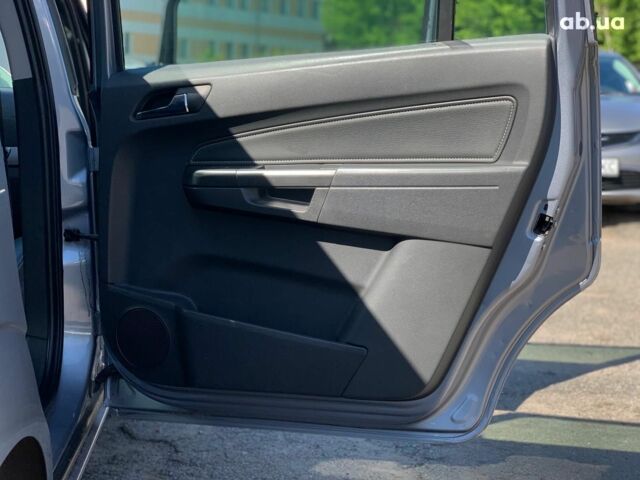 Сірий Опель Зафіра, об'ємом двигуна 1.8 л та пробігом 197 тис. км за 7190 $, фото 16 на Automoto.ua