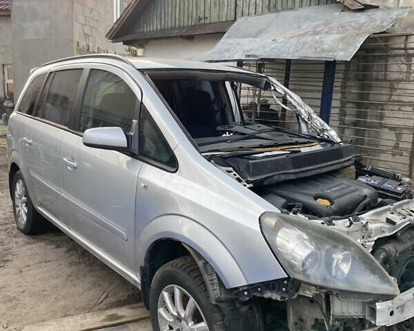 Сірий Опель Зафіра, об'ємом двигуна 1.9 л та пробігом 221 тис. км за 1600 $, фото 4 на Automoto.ua