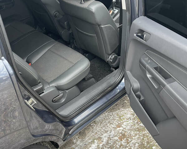 Серый Опель Зафира, объемом двигателя 2.2 л и пробегом 215 тыс. км за 8200 $, фото 45 на Automoto.ua