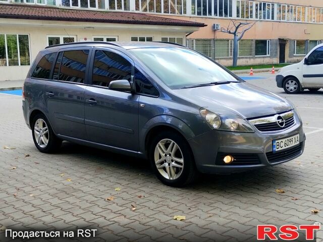 Серый Опель Зафира, объемом двигателя 2.2 л и пробегом 279 тыс. км за 6000 $, фото 1 на Automoto.ua