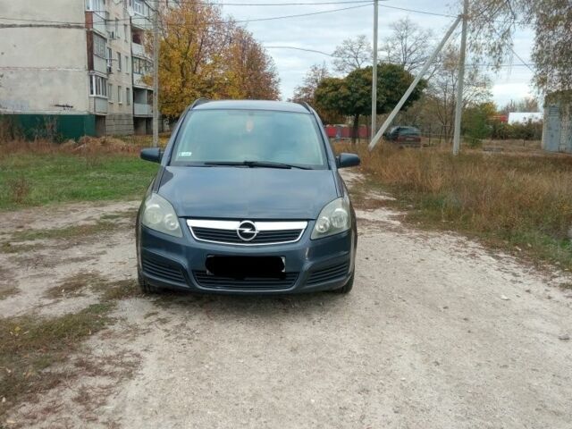 Сірий Опель Зафіра, об'ємом двигуна 1.9 л та пробігом 200 тис. км за 2800 $, фото 1 на Automoto.ua