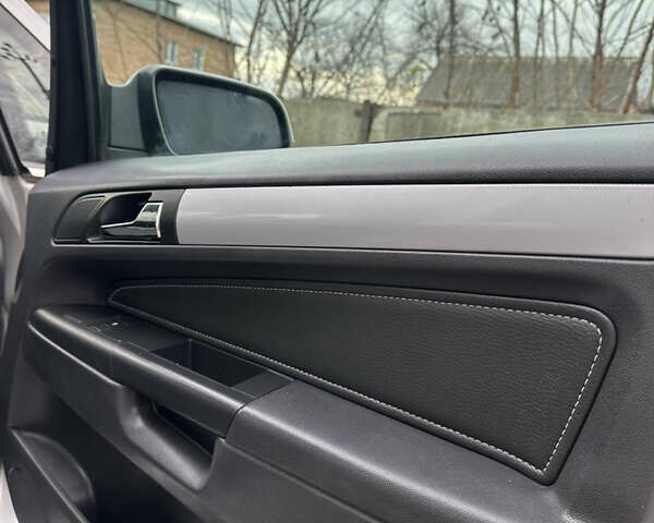 Серый Опель Зафира, объемом двигателя 1.8 л и пробегом 197 тыс. км за 5999 $, фото 15 на Automoto.ua