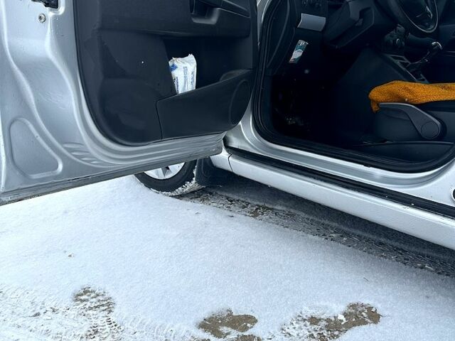 Серый Опель Зафира, объемом двигателя 1.8 л и пробегом 201 тыс. км за 5500 $, фото 2 на Automoto.ua