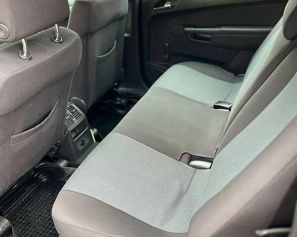 Серый Опель Зафира, объемом двигателя 1.8 л и пробегом 221 тыс. км за 4750 $, фото 15 на Automoto.ua