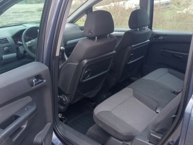 Сірий Опель Зафіра, об'ємом двигуна 1.9 л та пробігом 200 тис. км за 2800 $, фото 9 на Automoto.ua