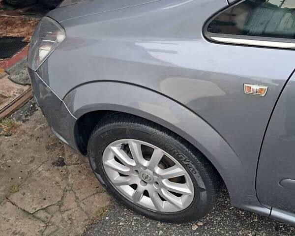 Серый Опель Зафира, объемом двигателя 1.8 л и пробегом 169 тыс. км за 7500 $, фото 17 на Automoto.ua