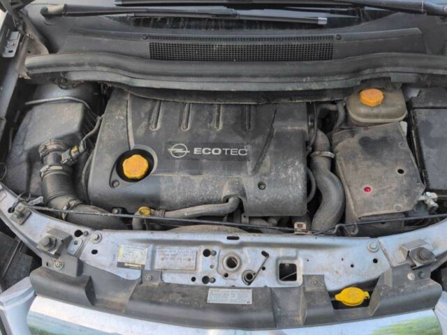 Серый Опель Зафира, объемом двигателя 1.9 л и пробегом 372 тыс. км за 2800 $, фото 6 на Automoto.ua