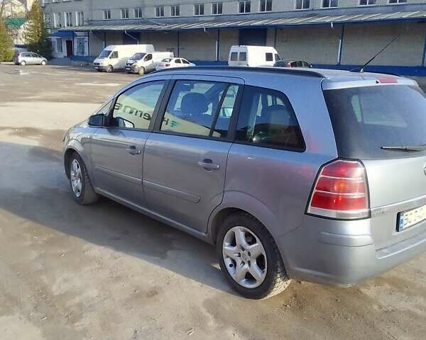 Сірий Опель Зафіра, об'ємом двигуна 1.9 л та пробігом 352 тис. км за 5700 $, фото 5 на Automoto.ua
