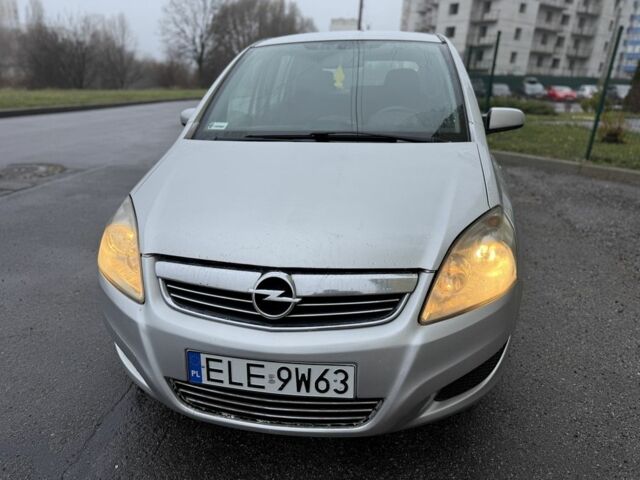Сірий Опель Зафіра, об'ємом двигуна 1.9 л та пробігом 185 тис. км за 3000 $, фото 2 на Automoto.ua
