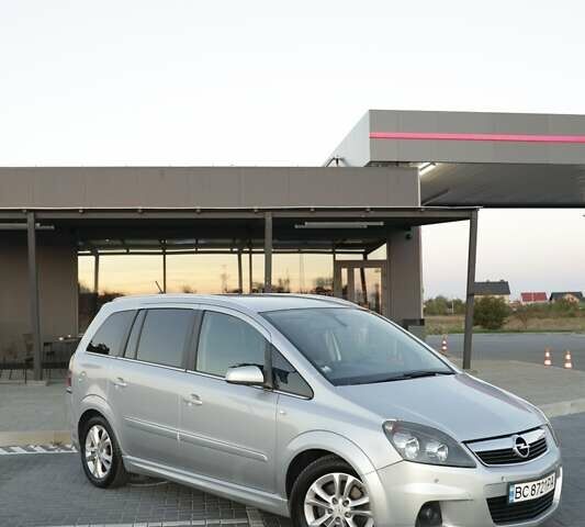 Серый Опель Зафира, объемом двигателя 1.91 л и пробегом 234 тыс. км за 5900 $, фото 4 на Automoto.ua