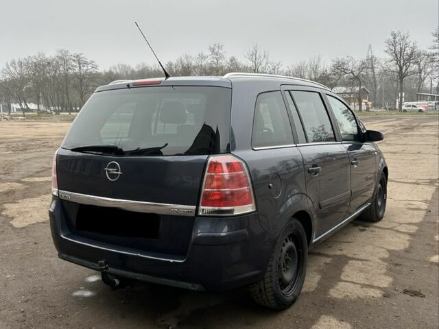Сірий Опель Зафіра, об'ємом двигуна 1.9 л та пробігом 306 тис. км за 2300 $, фото 4 на Automoto.ua