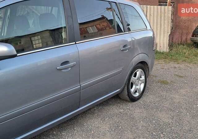 Сірий Опель Зафіра, об'ємом двигуна 1.91 л та пробігом 232 тис. км за 5250 $, фото 17 на Automoto.ua