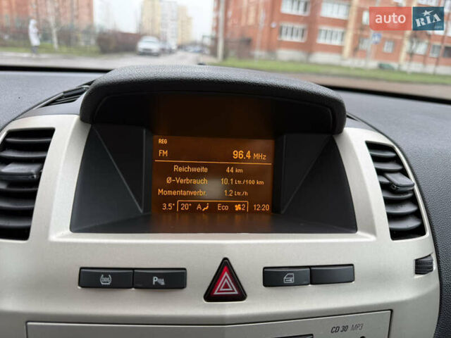 Сірий Опель Зафіра, об'ємом двигуна 1.8 л та пробігом 191 тис. км за 6700 $, фото 22 на Automoto.ua