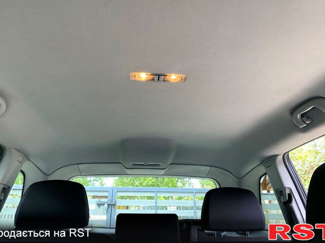 Серый Опель Зафира, объемом двигателя 1.7 л и пробегом 235 тыс. км за 5500 $, фото 10 на Automoto.ua