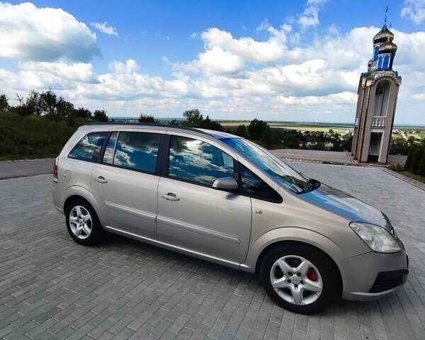 Сірий Опель Зафіра, об'ємом двигуна 1.9 л та пробігом 268 тис. км за 6750 $, фото 1 на Automoto.ua