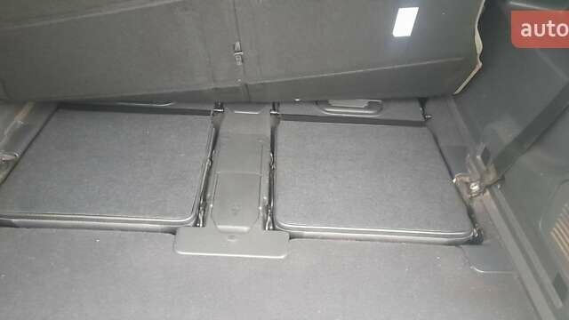 Серый Опель Зафира, объемом двигателя 1.6 л и пробегом 234 тыс. км за 5700 $, фото 7 на Automoto.ua