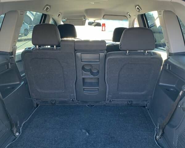 Серый Опель Зафира, объемом двигателя 1.7 л и пробегом 472 тыс. км за 4900 $, фото 15 на Automoto.ua