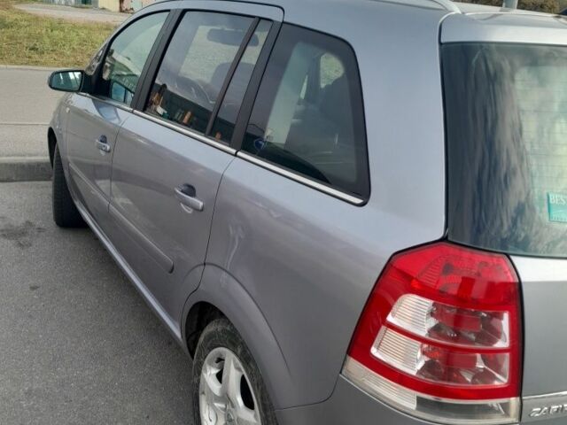 Сірий Опель Зафіра, об'ємом двигуна 1.6 л та пробігом 234 тис. км за 6200 $, фото 3 на Automoto.ua