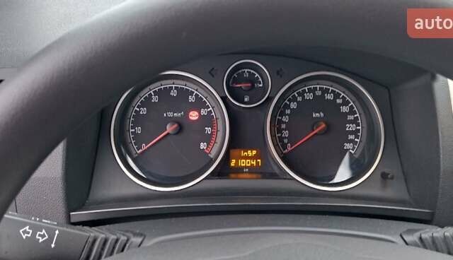 Серый Опель Зафира, объемом двигателя 1.8 л и пробегом 210 тыс. км за 6200 $, фото 3 на Automoto.ua