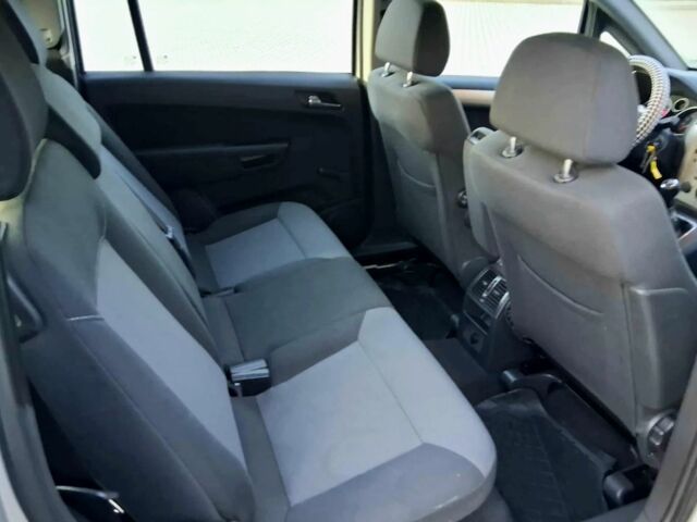 Серый Опель Зафира, объемом двигателя 0 л и пробегом 283 тыс. км за 2999 $, фото 5 на Automoto.ua