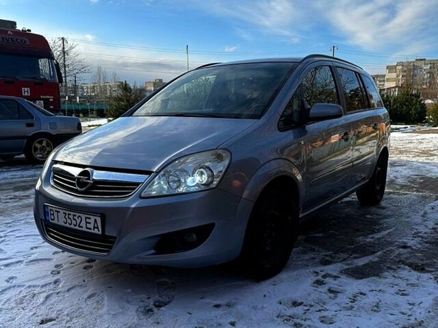 Сірий Опель Зафіра, об'ємом двигуна 1.6 л та пробігом 243 тис. км за 6500 $, фото 1 на Automoto.ua