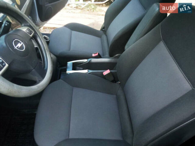 Опель Зафира 2008 в Черновцах на Automoto.ua Серый Опель Зафира, объемом двигателя 1.8 л и пробегом 263 тыс. км за 6082 $, фото 15 на Automoto.ua