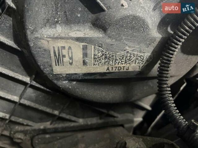 Серый Опель Зафира, объемом двигателя 1.69 л и пробегом 280 тыс. км за 5300 $, фото 16 на Automoto.ua