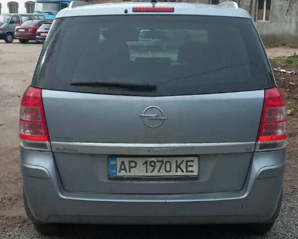 Серый Опель Зафира, объемом двигателя 1.6 л и пробегом 202 тыс. км за 6200 $, фото 9 на Automoto.ua