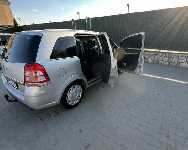 Сірий Опель Зафіра, об'ємом двигуна 1.9 л та пробігом 300 тис. км за 5900 $, фото 15 на Automoto.ua