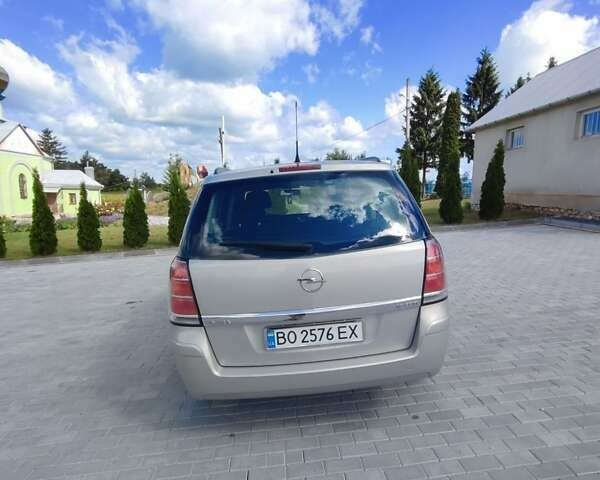 Сірий Опель Зафіра, об'ємом двигуна 1.9 л та пробігом 268 тис. км за 6750 $, фото 7 на Automoto.ua