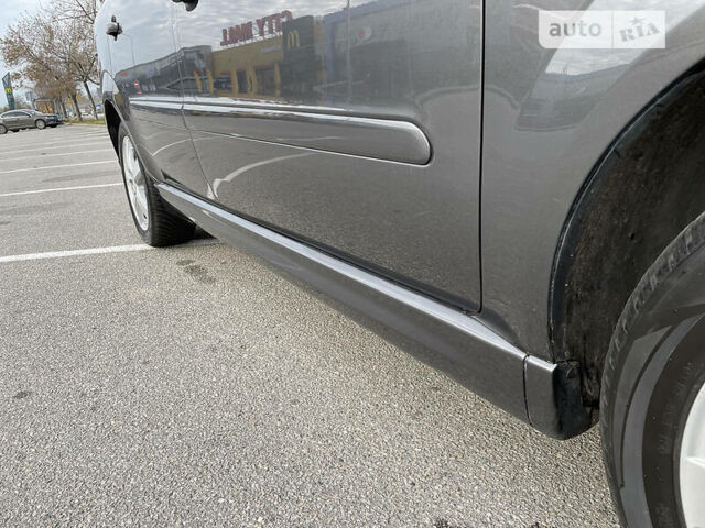 Сірий Опель Зафіра, об'ємом двигуна 1.7 л та пробігом 179 тис. км за 6999 $, фото 45 на Automoto.ua