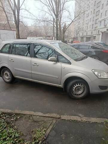 Серый Опель Зафира, объемом двигателя 1.91 л и пробегом 244 тыс. км за 7000 $, фото 7 на Automoto.ua