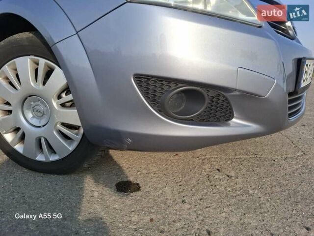 Сірий Опель Зафіра, об'ємом двигуна 1.6 л та пробігом 210 тис. км за 5500 $, фото 7 на Automoto.ua