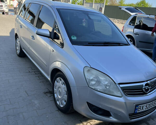 Сірий Опель Зафіра, об'ємом двигуна 1.9 л та пробігом 300 тис. км за 5900 $, фото 1 на Automoto.ua