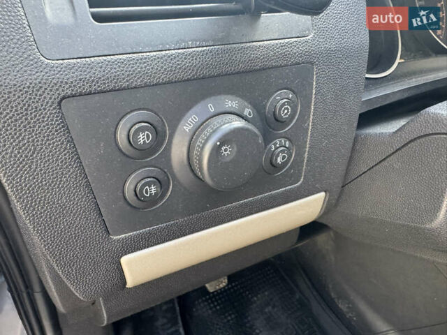 Серый Опель Зафира, объемом двигателя 1.8 л и пробегом 220 тыс. км за 6500 $, фото 5 на Automoto.ua