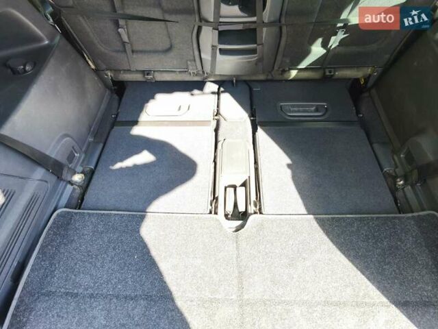 Серый Опель Зафира, объемом двигателя 1.8 л и пробегом 270 тыс. км за 5000 $, фото 8 на Automoto.ua