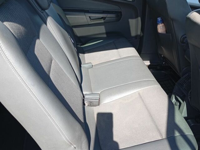 Сірий Опель Зафіра, об'ємом двигуна 1.8 л та пробігом 317 тис. км за 7700 $, фото 3 на Automoto.ua