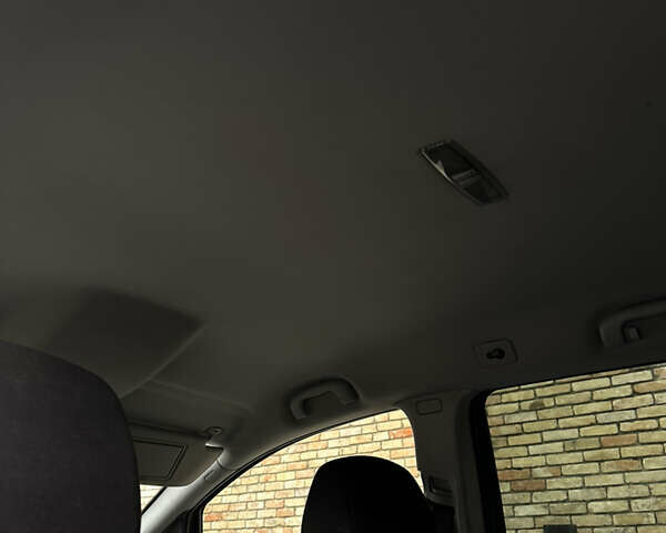 Серый Опель Зафира, объемом двигателя 1.69 л и пробегом 280 тыс. км за 4200 $, фото 29 на Automoto.ua