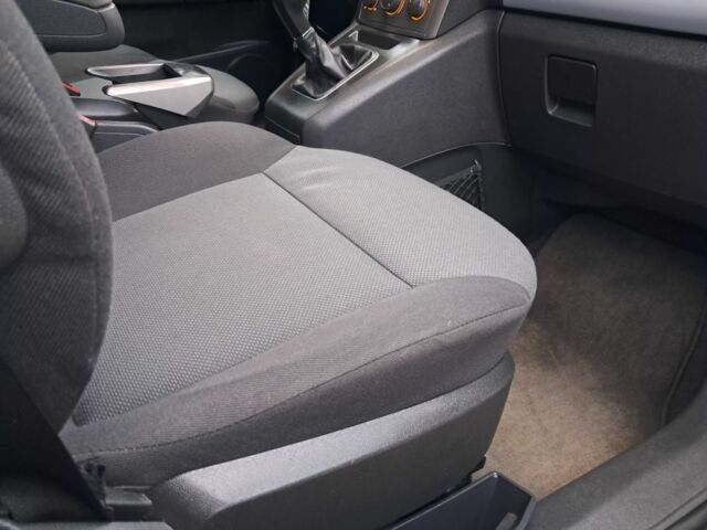 Серый Опель Зафира, объемом двигателя 1.6 л и пробегом 218 тыс. км за 5899 $, фото 23 на Automoto.ua