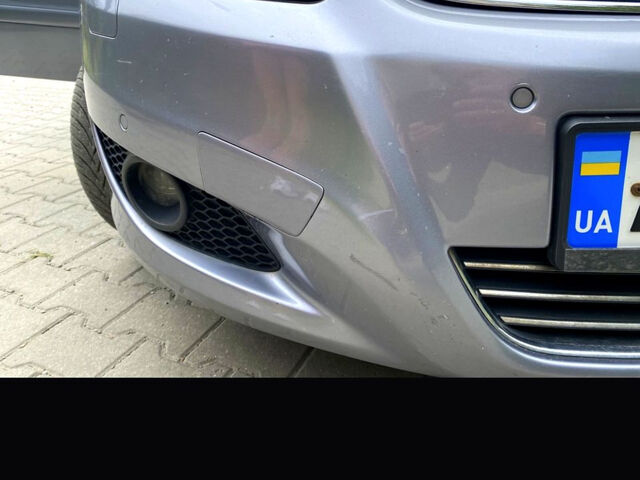 Серый Опель Зафира, объемом двигателя 1.7 л и пробегом 235 тыс. км за 5500 $, фото 7 на Automoto.ua