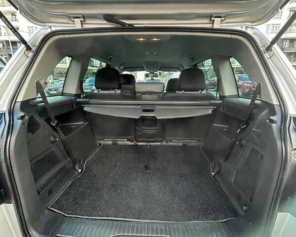 Серый Опель Зафира, объемом двигателя 1.69 л и пробегом 272 тыс. км за 5800 $, фото 4 на Automoto.ua