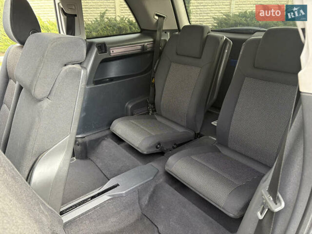 Опель Зафіра 2008 у Кривому Розі на Automoto.ua Сірий Опель Зафіра, об'ємом двигуна 2.2 л та пробігом 194 тис. км за 6499 $, фото 17 на Automoto.ua