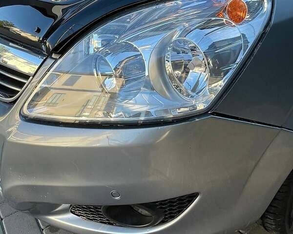 Серый Опель Зафира, объемом двигателя 1.9 л и пробегом 245 тыс. км за 5500 $, фото 10 на Automoto.ua